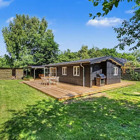 Fulla - 150m From The Sea By Interhome *