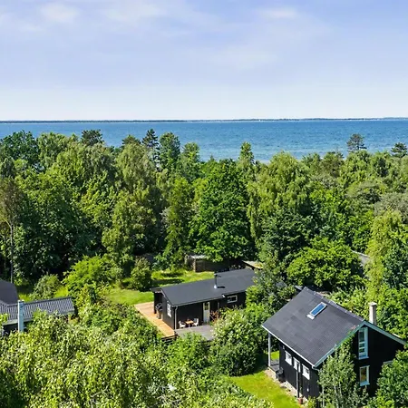 Fulla - 150m From The Sea By Interhome *
